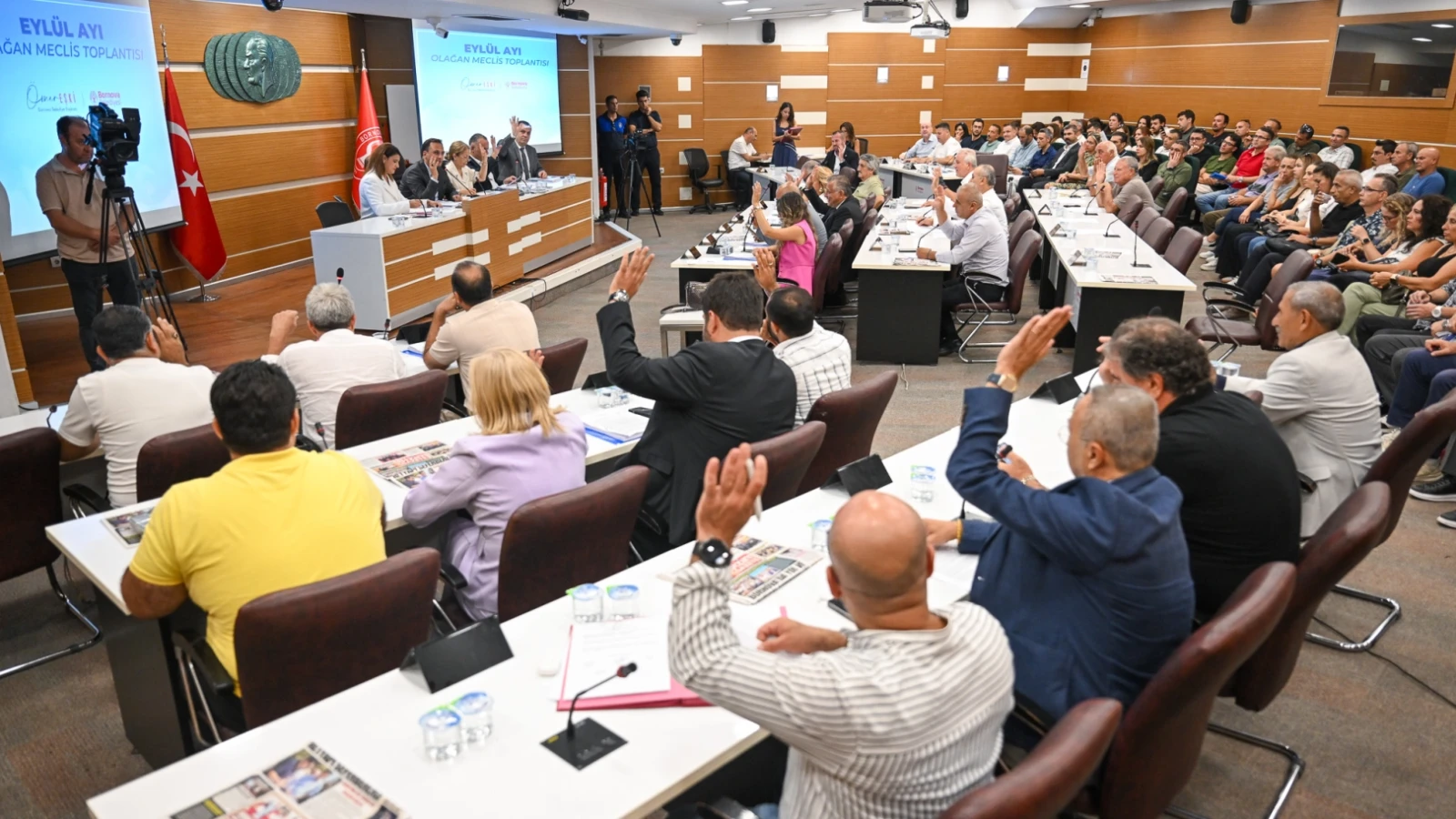 İzmir Bornova’dan dünyaya açılan dört yeni kapı