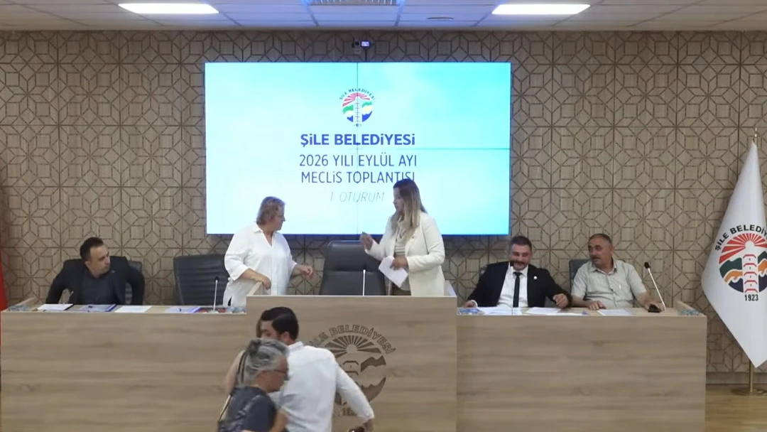Şile Belediyesi Meclisi’nde CHP’li üyeler oturumu kapattı!
