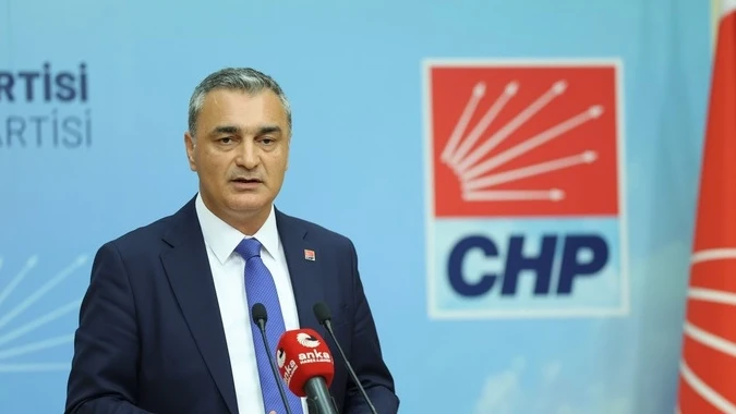 CHP'den AK Parti’ye geçen başkanlara tepki: Oylara ihanet ettiler!