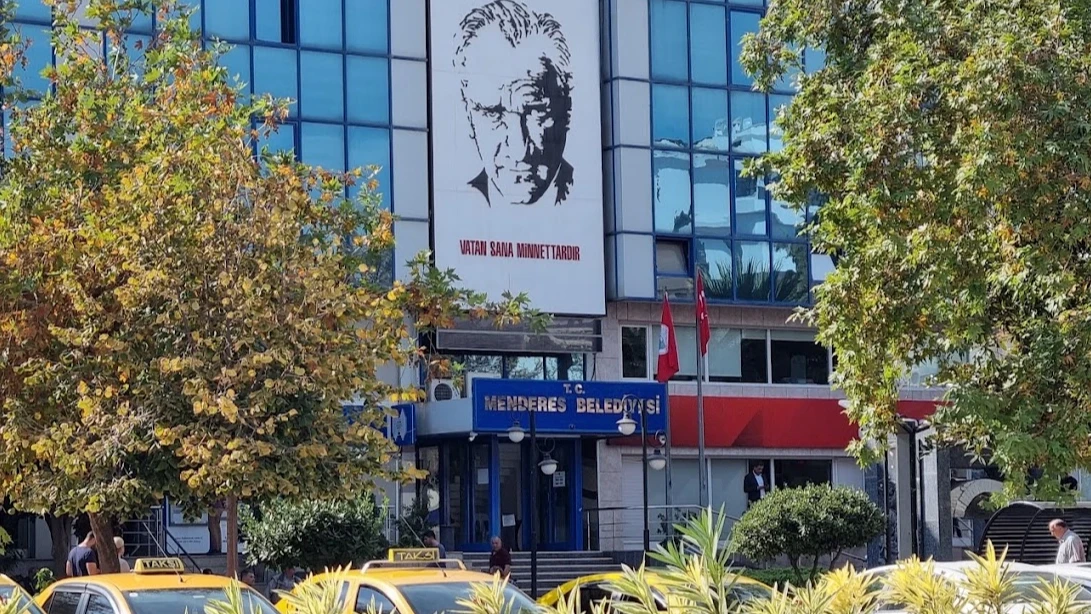 Menderes Belediyesi soruşturmasında 9 kişi daha gözaltına alındı