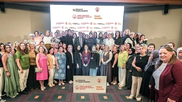 Türkiye'nin girişimci kadınları Antalya'da buluştu