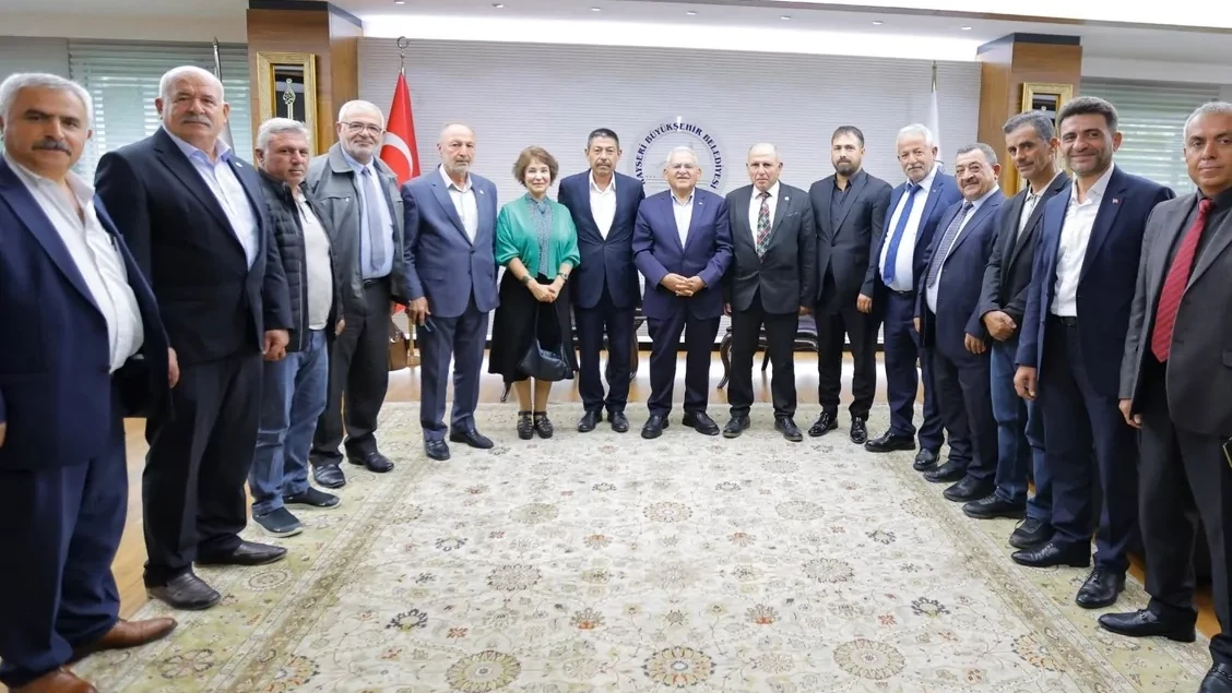 Kayseri Büyükşehir Kocasinanlı muhtarlarla buluştu