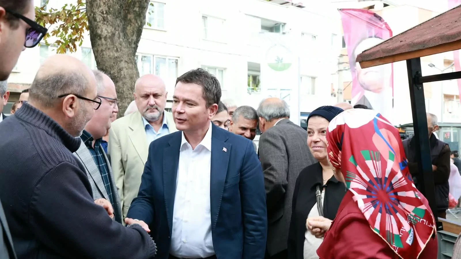 Bursa Osmangazi’de vatandaşların sorunlarına çözüm buluşmaları