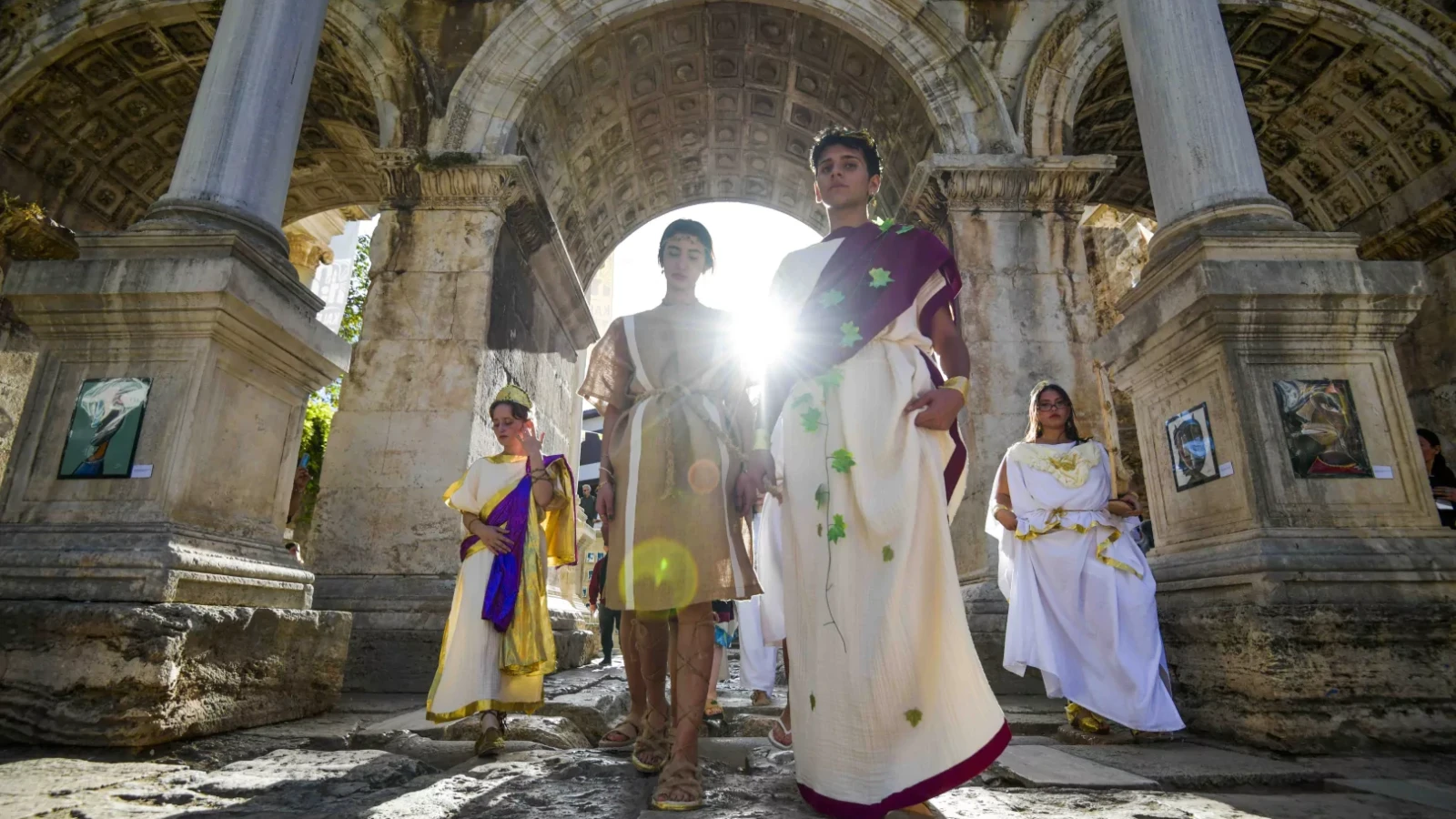 Antalya Kaleiçi dört gün boyunca açık hava sahnesine dönüşüyor