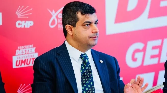CHP’de İzmir ve Cemil Tugay polemiği büyüyor... Deniz Demir'den Özgür Özel'e: İzmir halkından özür dile!