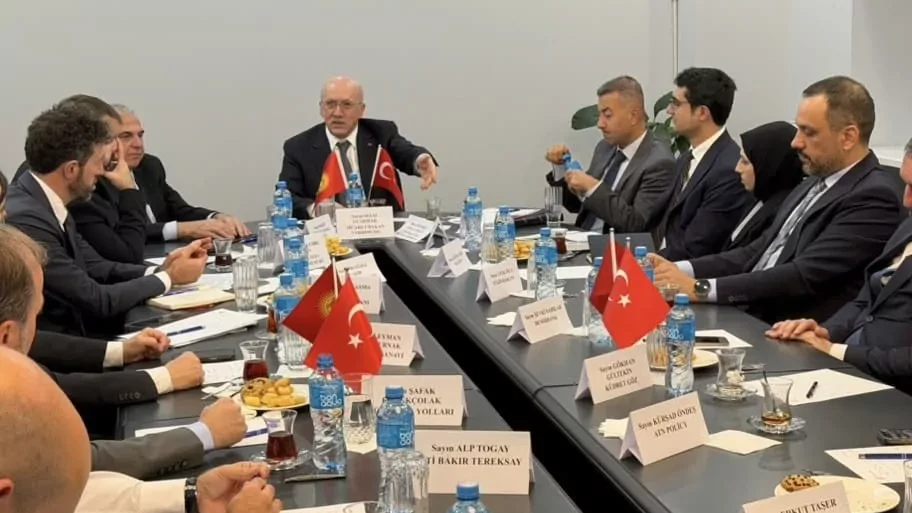 Türkiye’den e-TIR hamlesi! İlk pilot uygulama Azerbaycan ile başlıyor