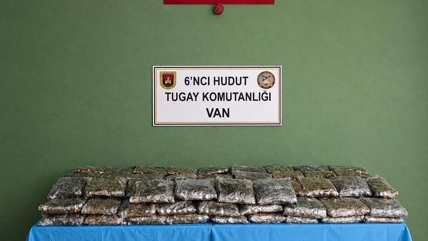 Van hudut hattında 59 kilo uyuşturucu ele geçirildi