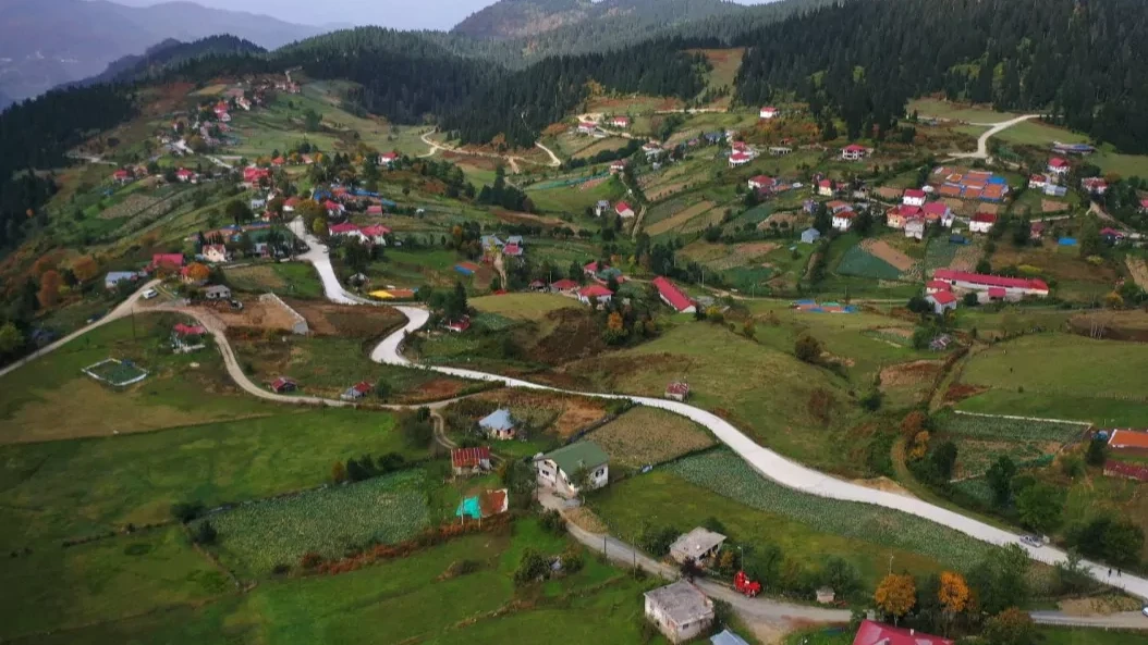 Ordu Büyükşehir’den Turnalık’a beton yol konforu