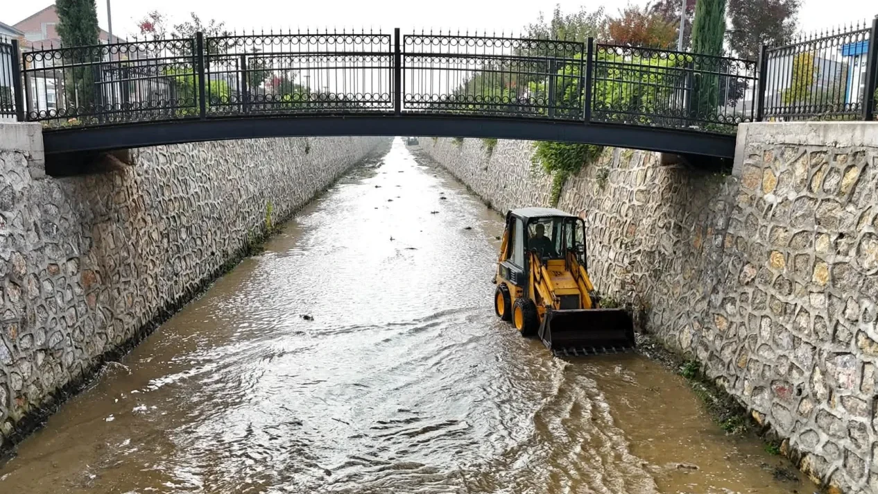 Bursa İnegöl'den yağış öncesi taşkınlara karşı önlem
