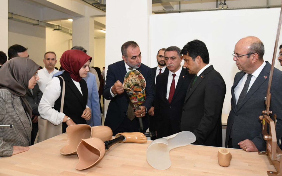 Kırşehir'de Ortez ve Protez Laboratuvarı Açıldı