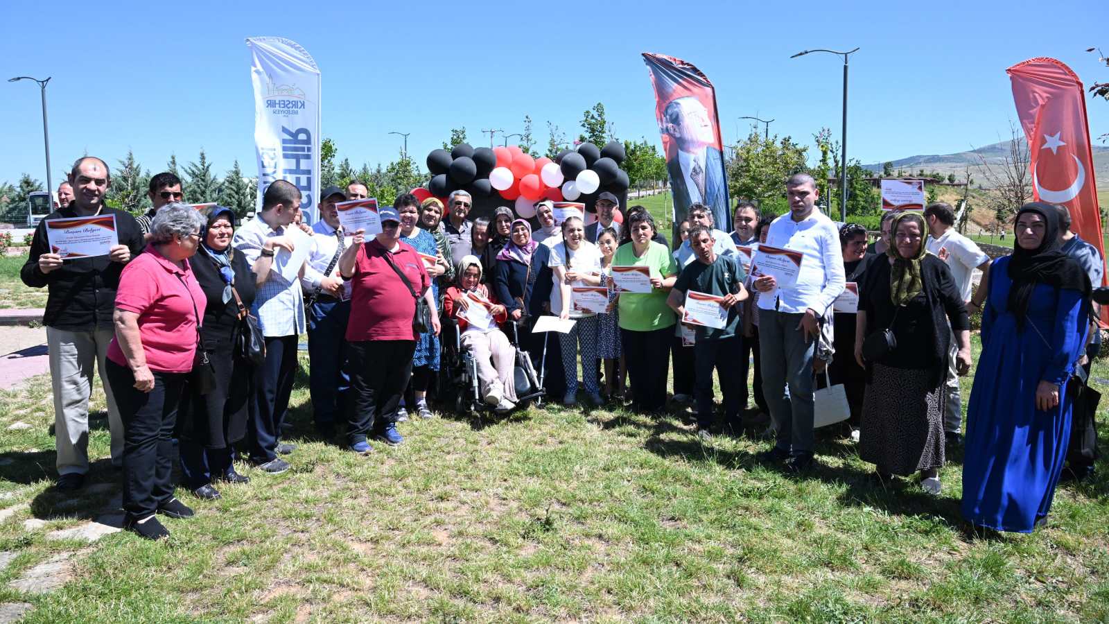 Kırköy Kervansaray Engelsiz Yaşam Merkezi’nde Karne Heyecanı