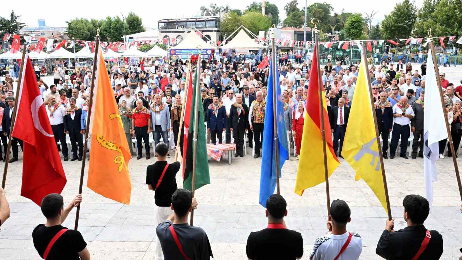 bayraklar-045526