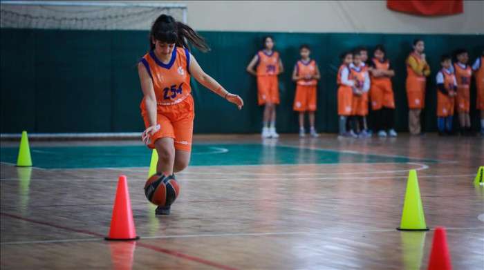 Enerjisa Üretim ve Güler Legacy iş birliğinde 200 öğrenciye basketbol eğitimi verildi
