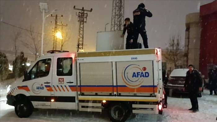 Ordu, Trabzon, Rize ve Giresun'dan ekipler deprem bölgesine hareket etti