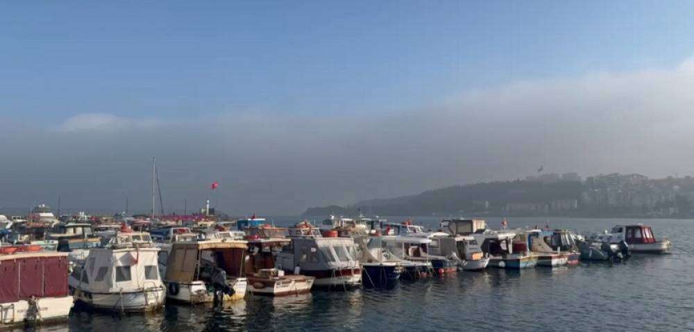 Çanakkale'de boğaz trafiğine 'sis' engeli