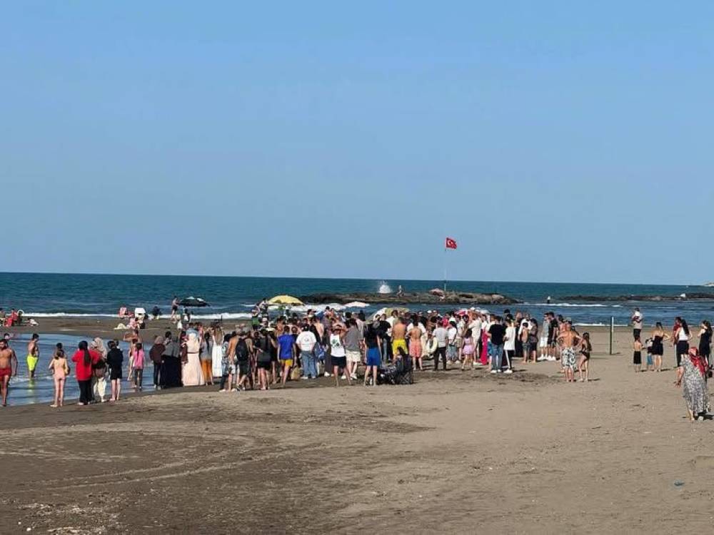 Ordu'da denize giren 2 arkadaştan 1'i boğuldu