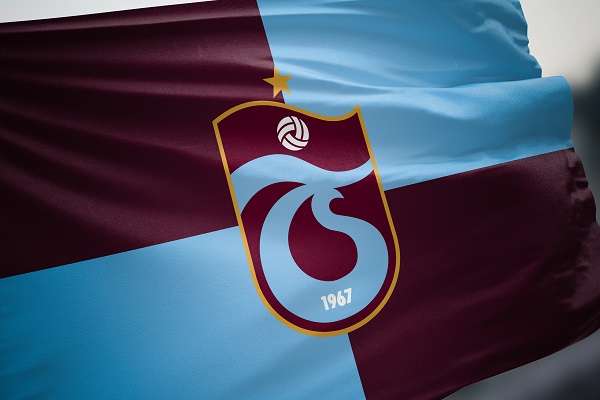 Trabzonspor 3 İsimle Anlaştı! Süper Lig'in 3 Yıldızı İçin De Resmi Girişim