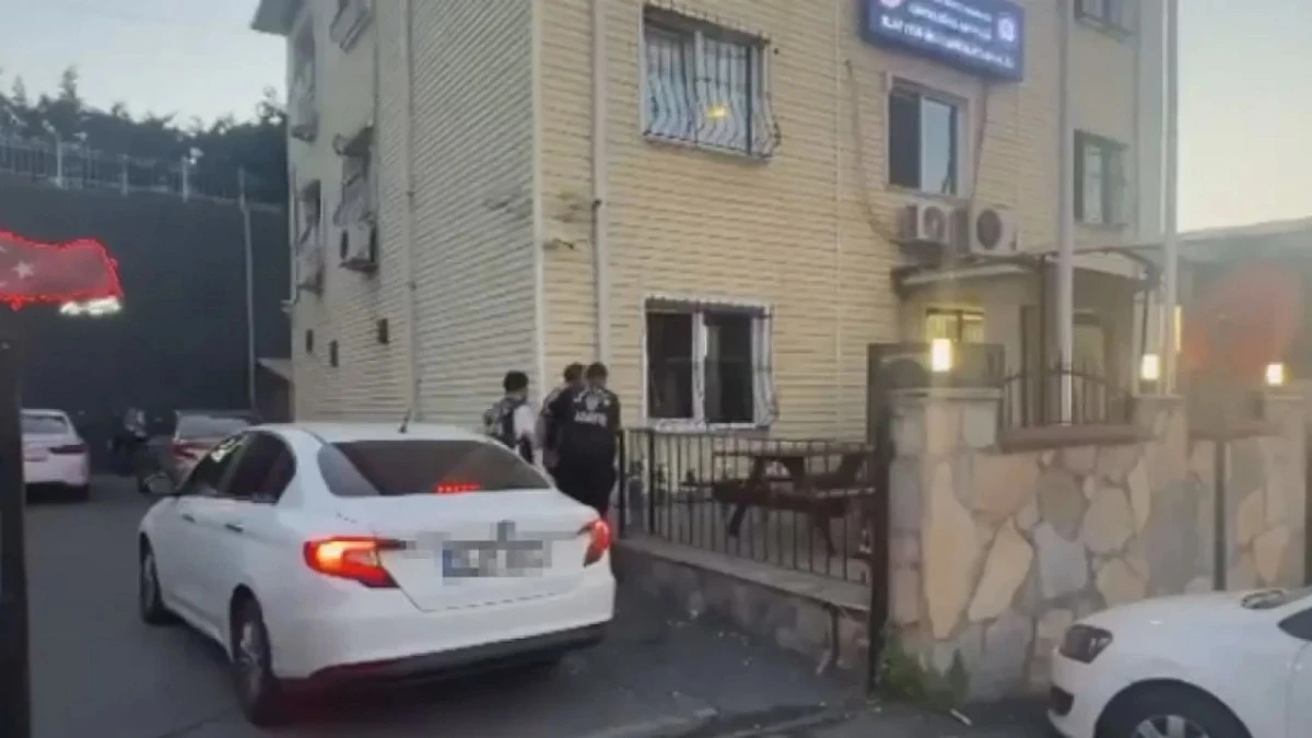 Sarıyer'de silahlı saldırı! Dehşet anlarını canlı canlı kaydetti