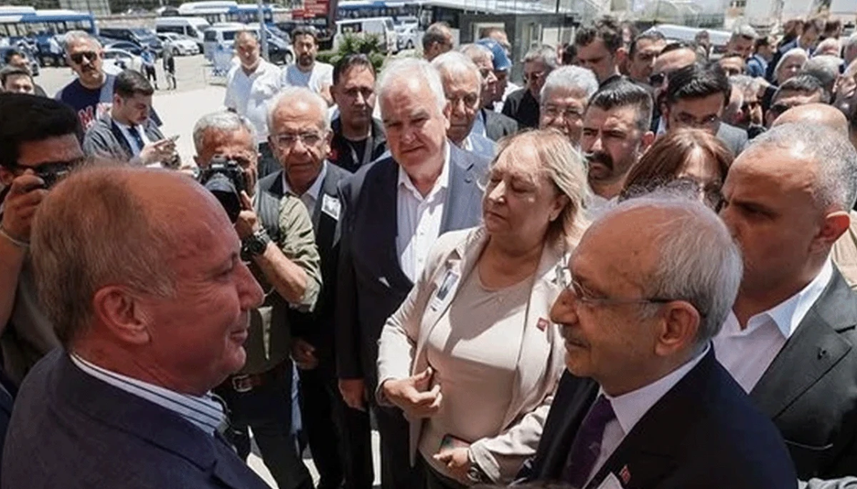 Cenaze töreni bir araya getirdi: Yıllar sonra aynı karede yer aldılar