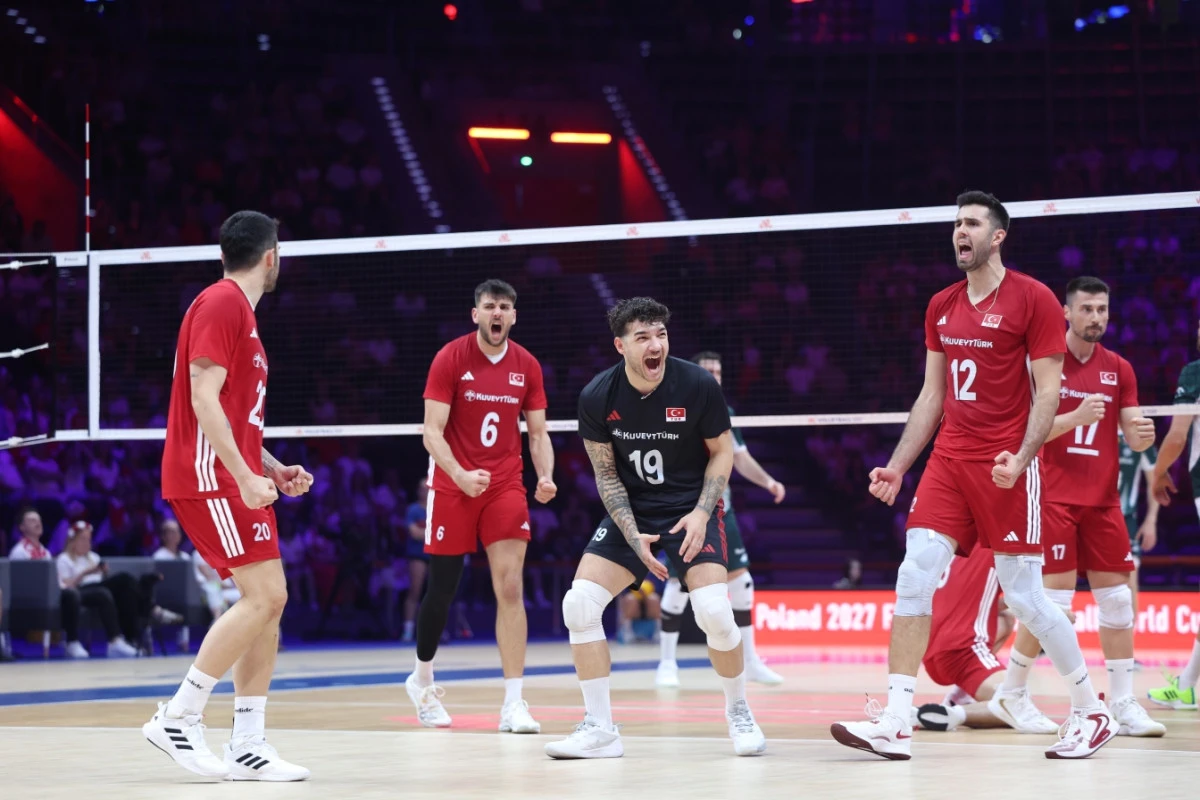Filenin Efeleri, dünya bir numarası Polonya'ya 3-2 mağlup oldu