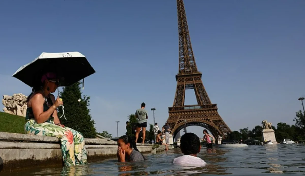 Avrupa kavruluyor: Paris'te 109 kişi hayatını kaybetti!