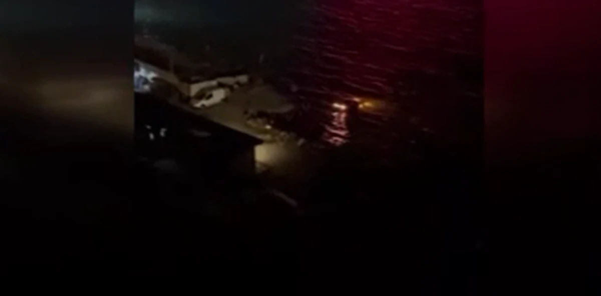 Sarıyer'de kontrolden çıkan otomobil denize düştü!