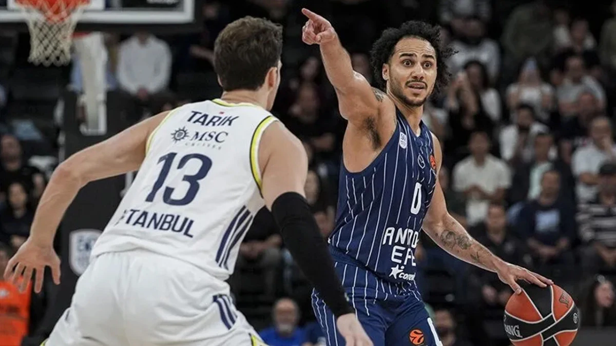 Anadolu Efes'ten  Shane Larkin'e veda... Fenerbahçe'ye gidiyor