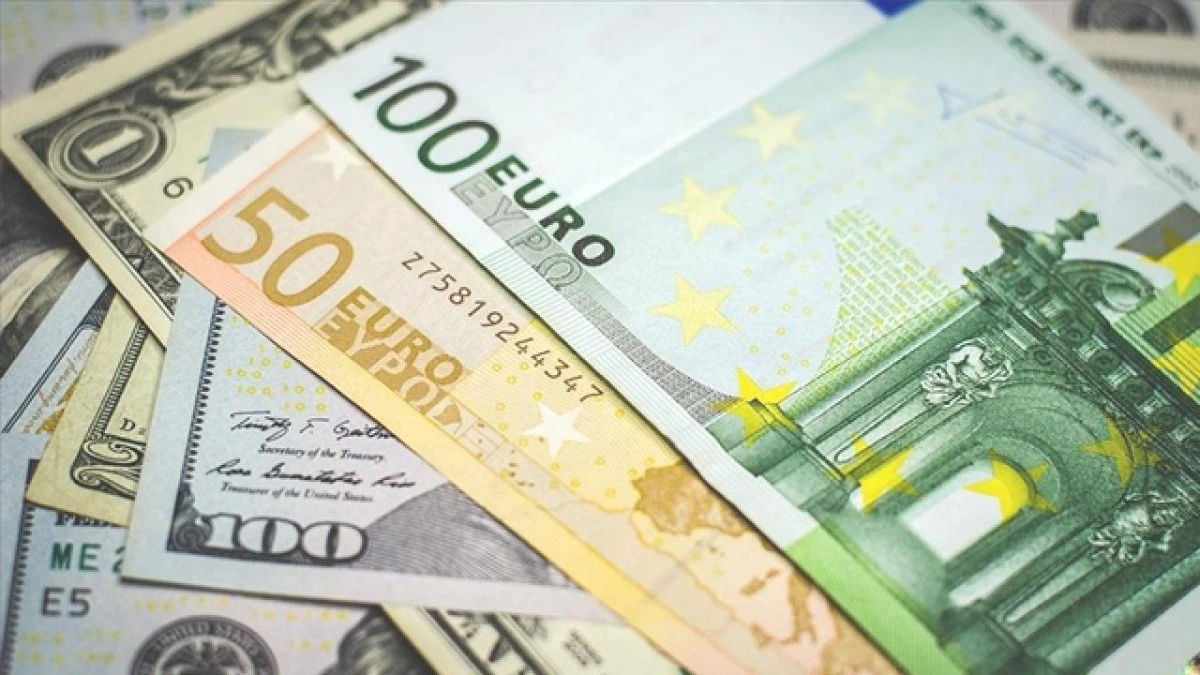 Dolar ve euro yükselişe geçti