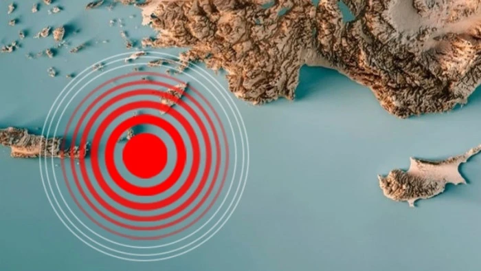 Muğla'da 5.3 büyüklüğünde deprem! İlde panik yarattı
