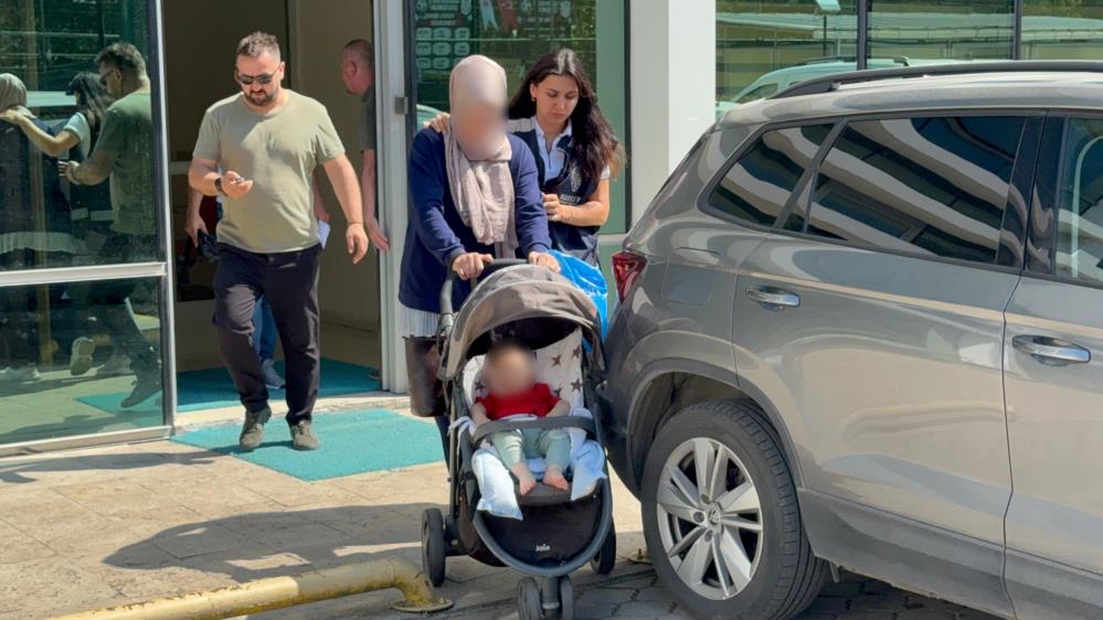 Bebek arabasından çıkan şey 'bu kadar da olmaz' dedirtti 