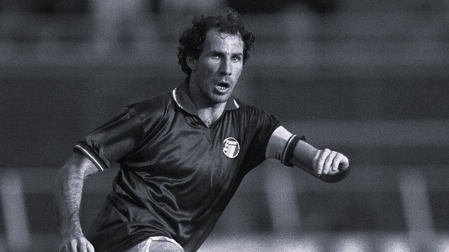 franco-baresi-siyah-beyaz-bb-113738