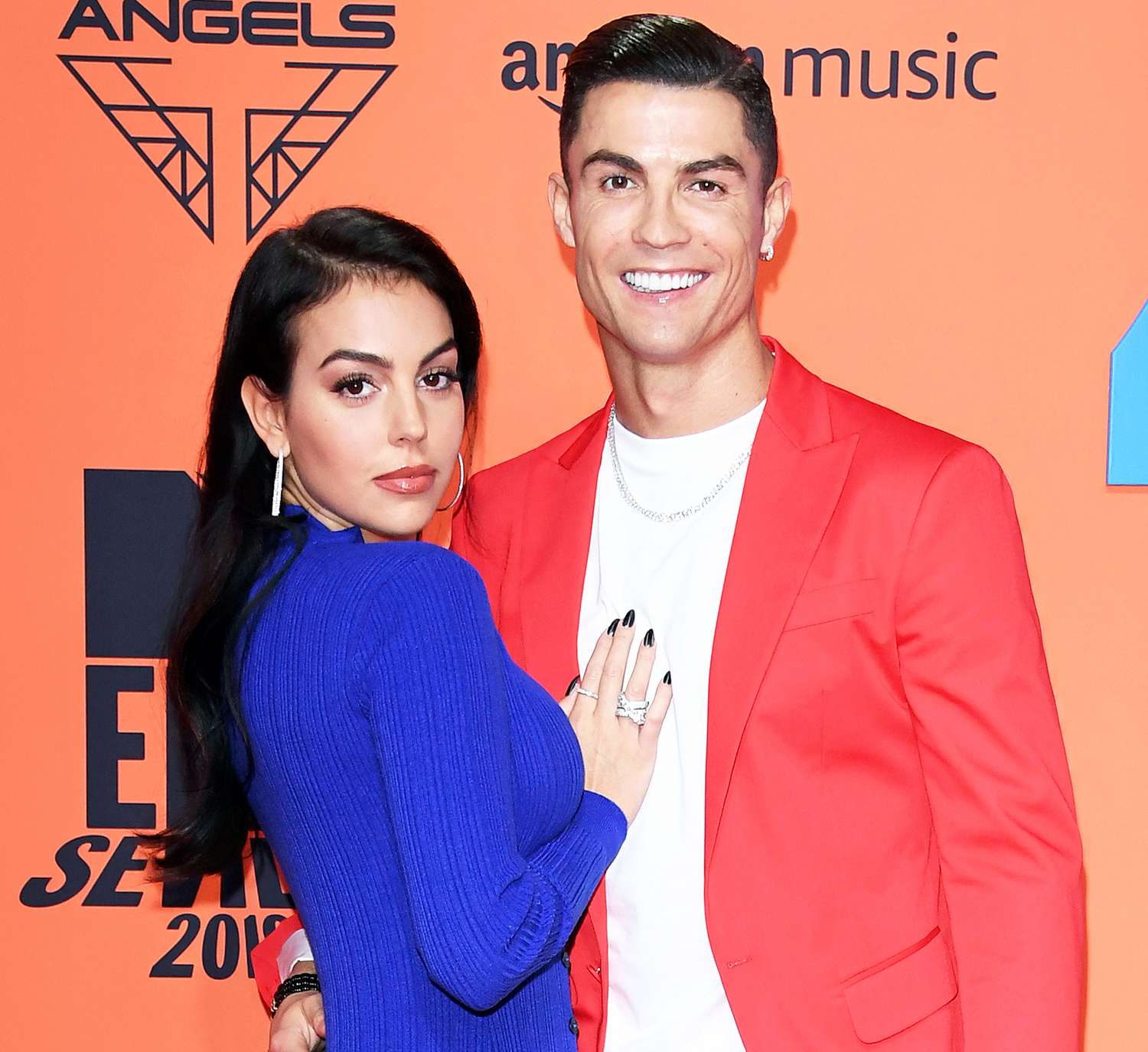cristiano-ronaldo-georgina-rodriguez-eecfa9d44d4d4651914e846d54a8149e-054018
