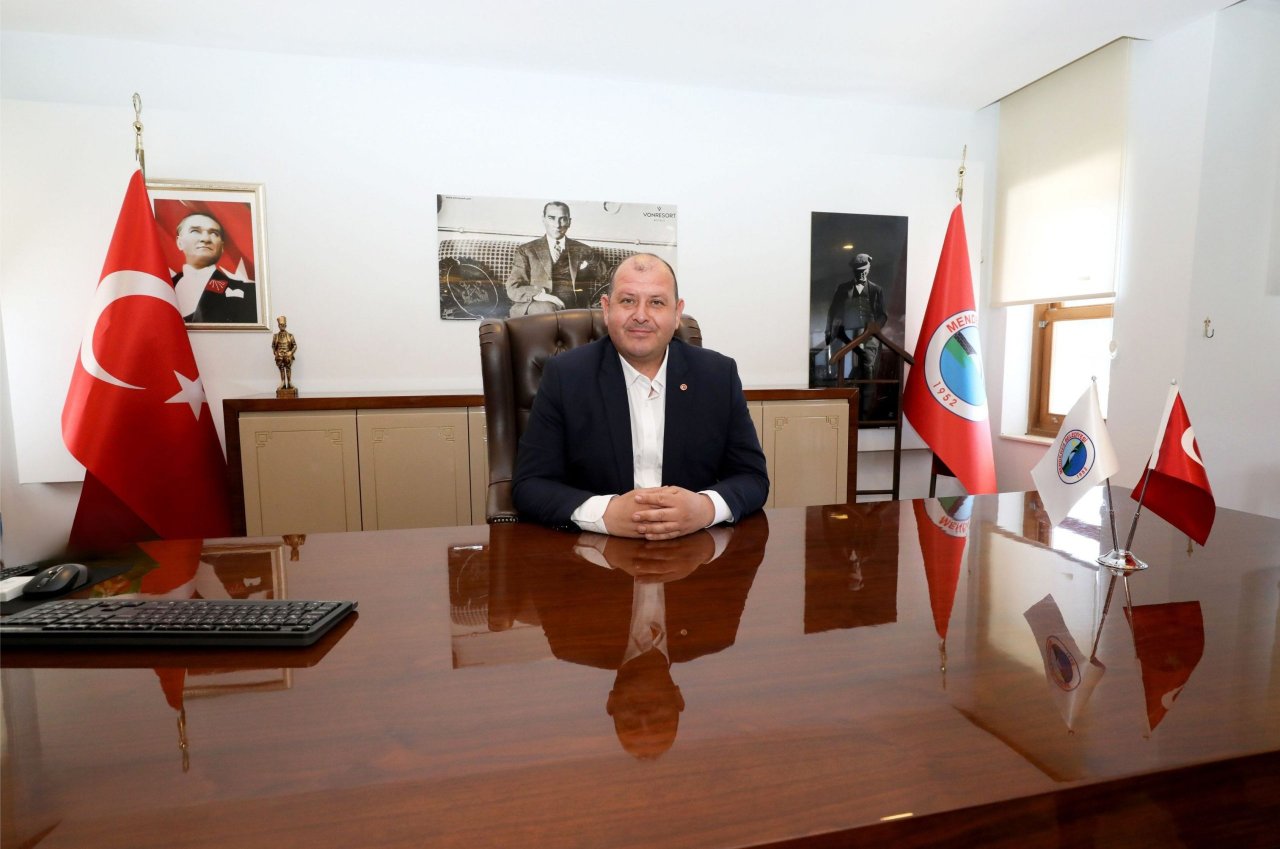 menderes-belediyesine-operasyon-belediye-baskani-ilkay-cicek-de-gozaltinda-1807051202608040816202608040816211-102735