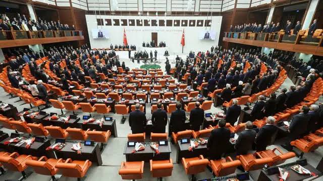 Çerçeve yasa bugün Meclis'e sunulacak