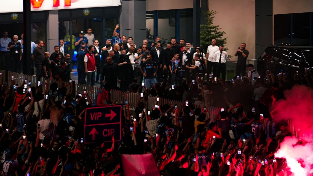 Trabzonspor taraftarından ‘Salah’ çılgınlığı! Tam 6 bin 661 forma...
