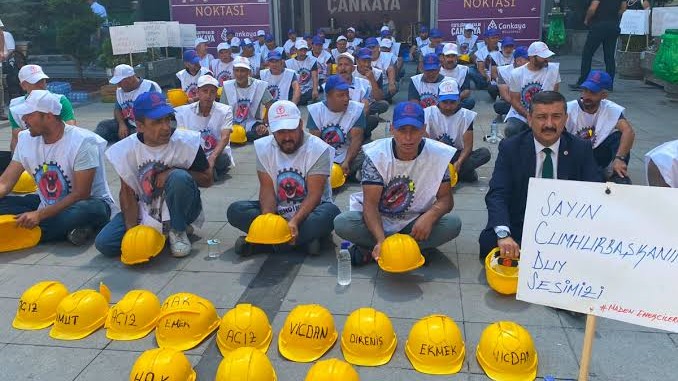Bakanlık önünde eylem yapan madenciler gözaltında