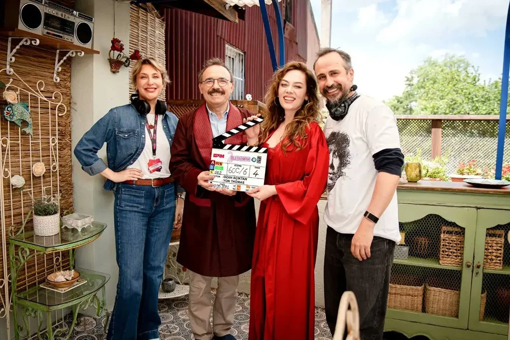2-aile-arasinda-filminin-vizyon-tarihi-belli-oldu-023106