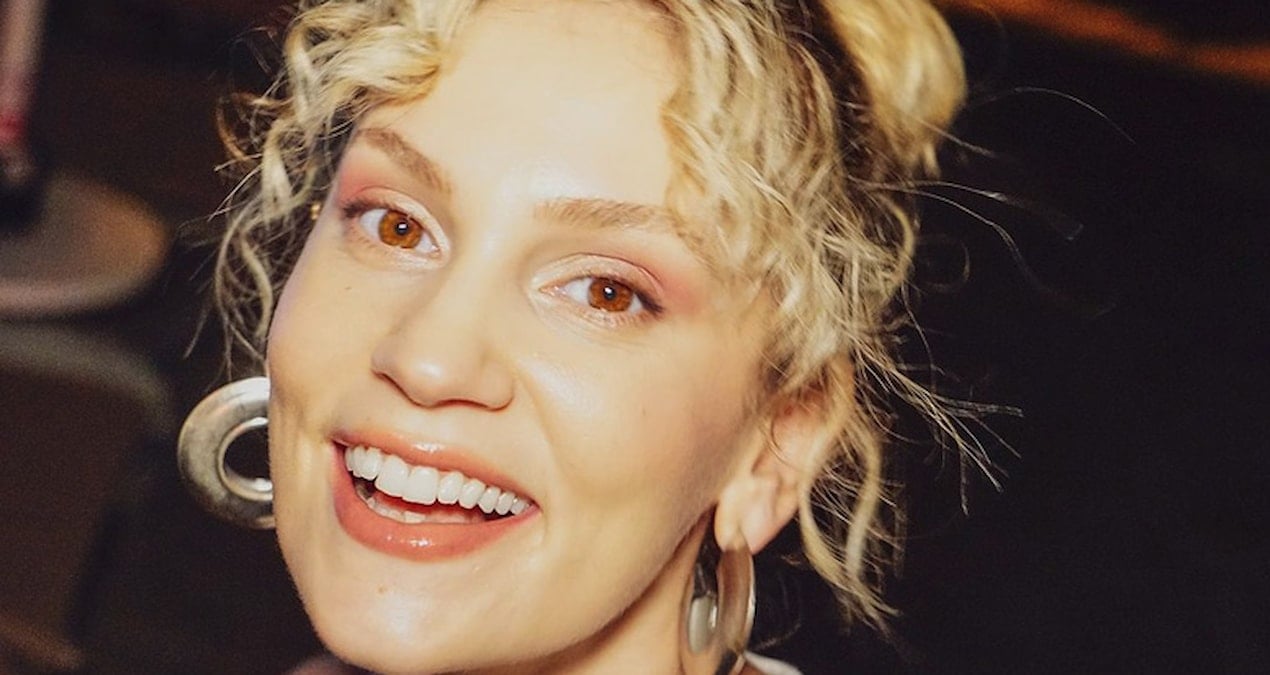 farahzeynepabdullah-105503