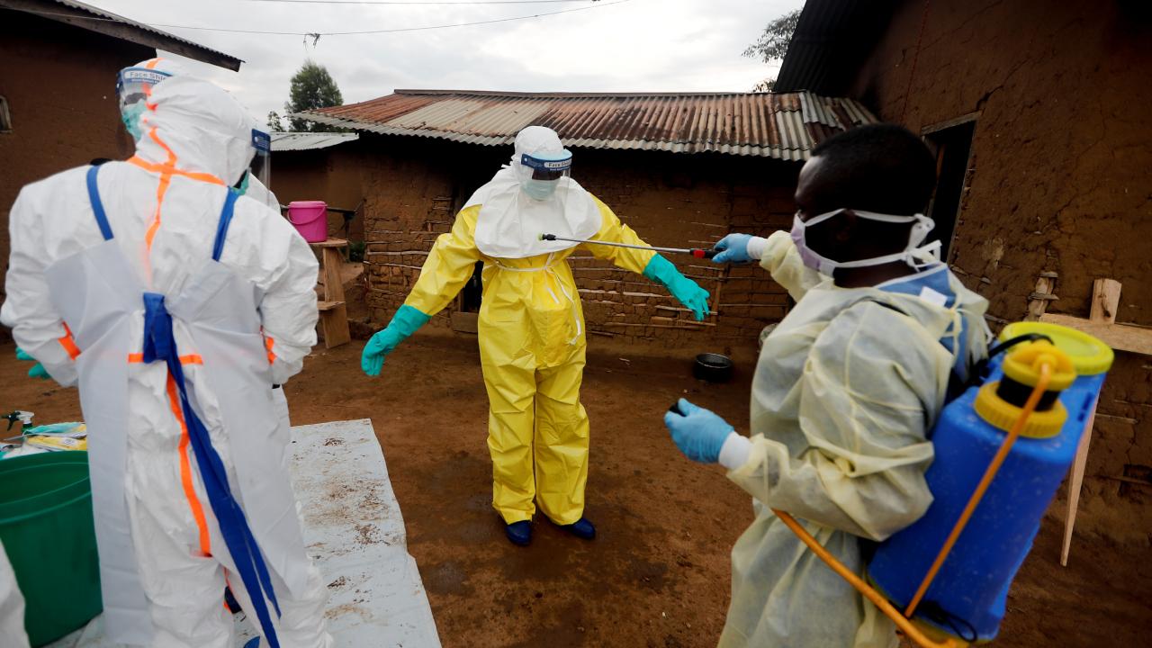 ebolaaaaa-113624