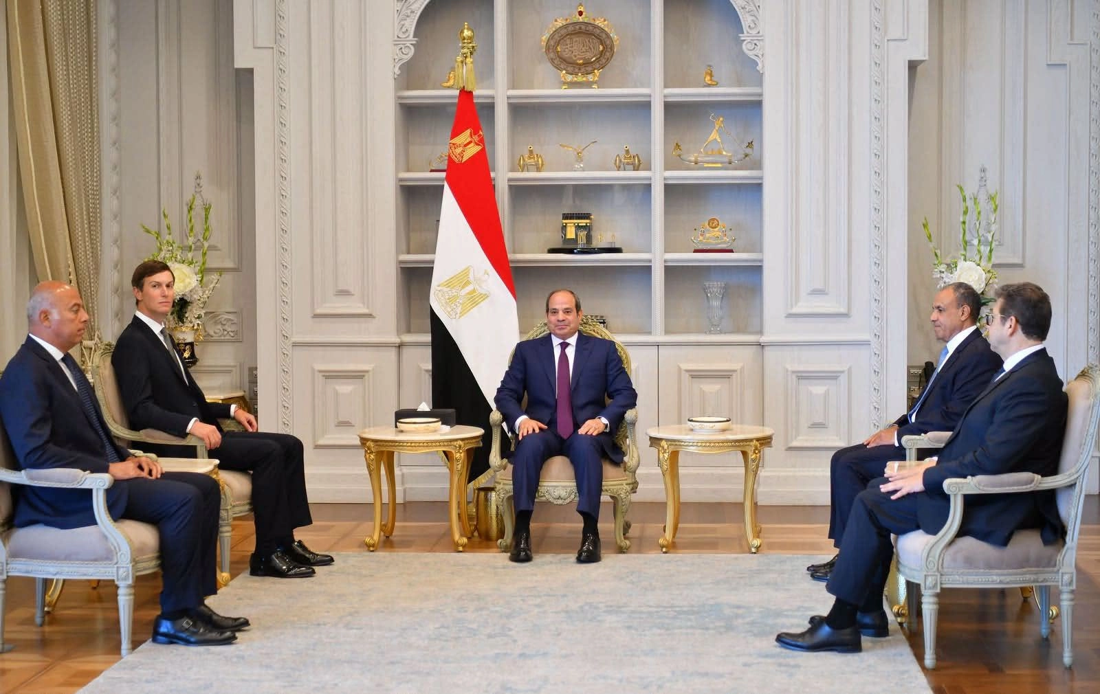 20260816214113aa-20260816-42228962-42228961-abdelfattahelsisimeetswithjaredkushnerinegypt-114549