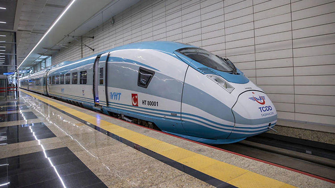 ankara-sivas-yht-hattinda-14-ayda-iki-kez-facianin-esiginden-donuldu-113408