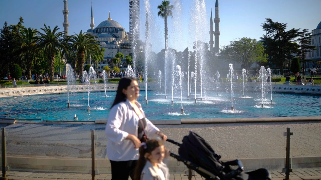 aa-20250621-38348525-38348519-istan-oaiwcover-054702