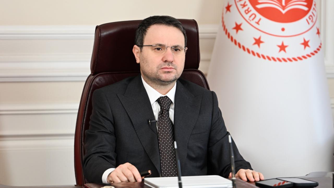 akin-gurlek-103924