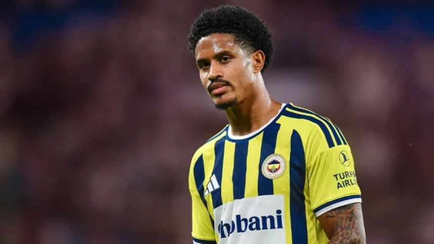 Oosterwolde'nin Roma’ya transferi iptal oldu, Fenerbahçe’ye dönüyor