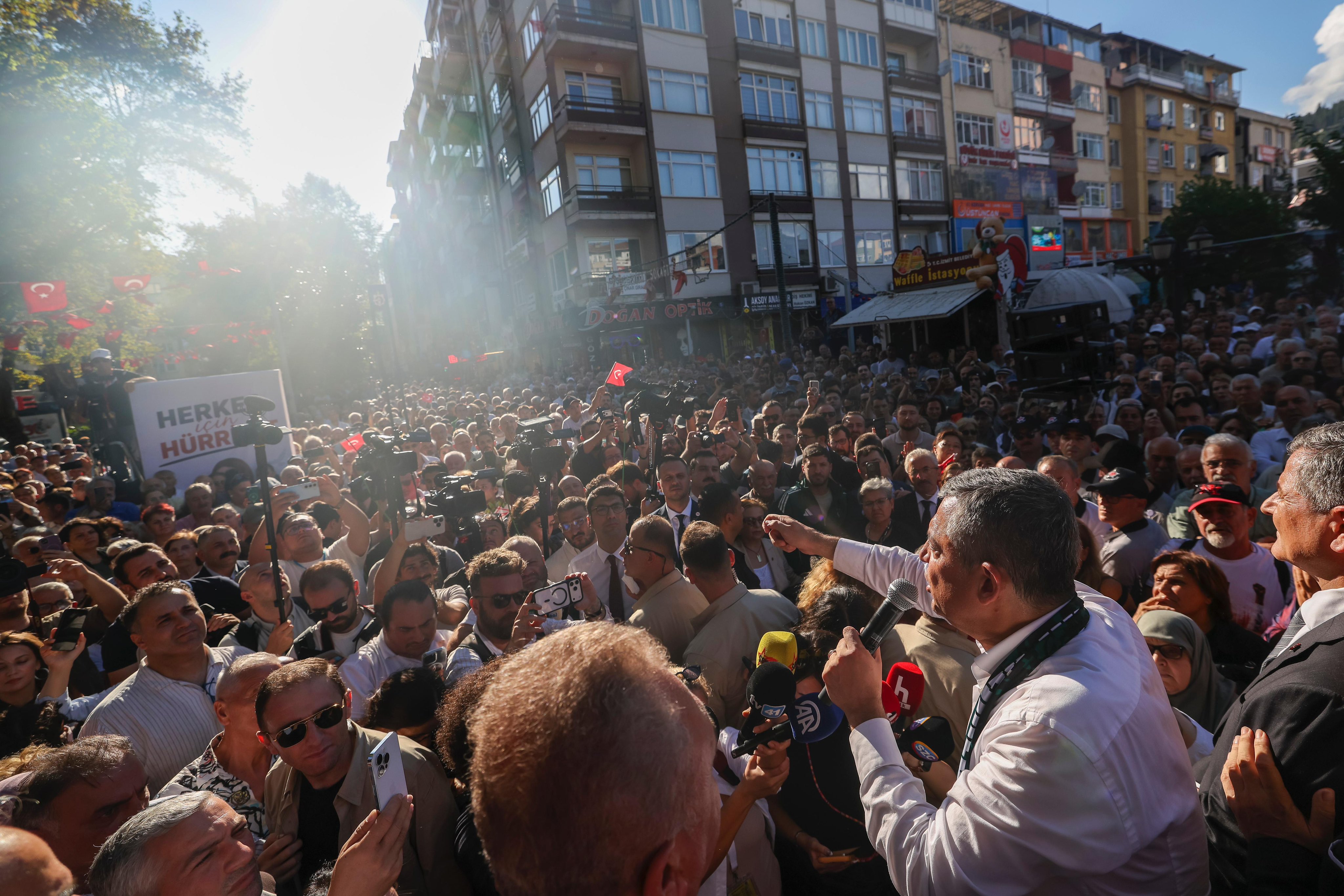 ozgur-ozel-yeni-parti-052759