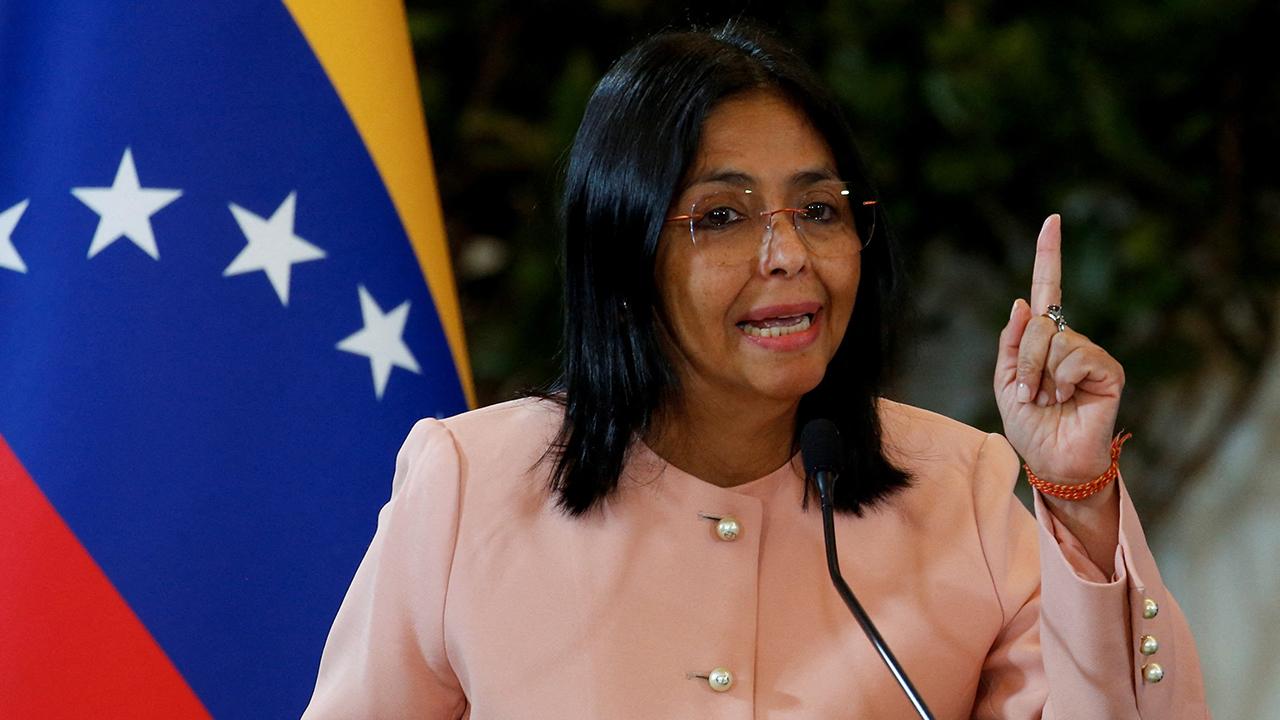 venezuela-1-053027