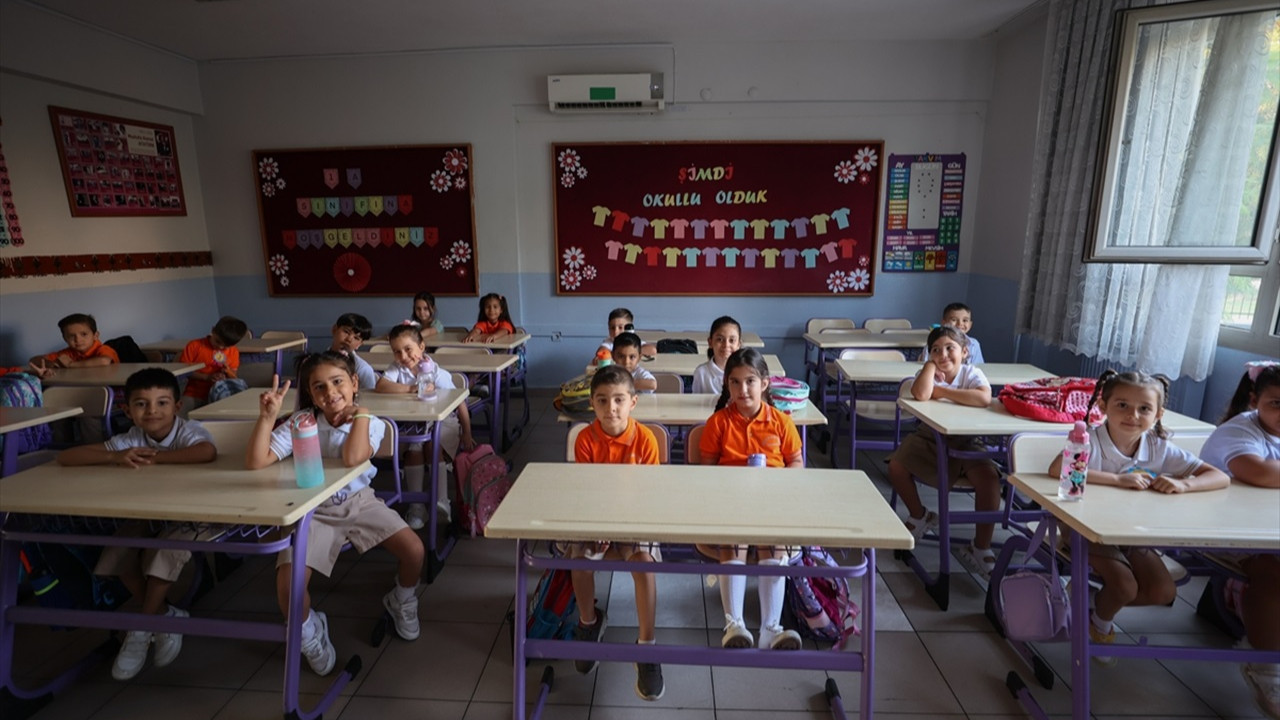 okullar-yarin-aciliyor-20-milyondan-fazla-ogrenci-dersbasi-yapacak-i6ag-115316