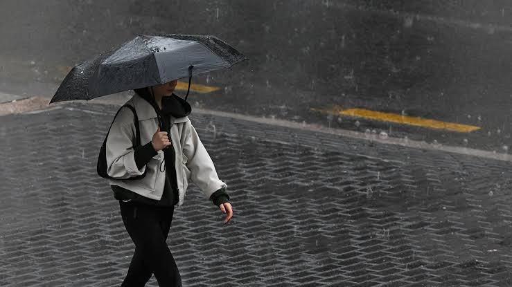 Meteoroloji saat verdi! İstanbul dahil 13 ilde yağış alarmı