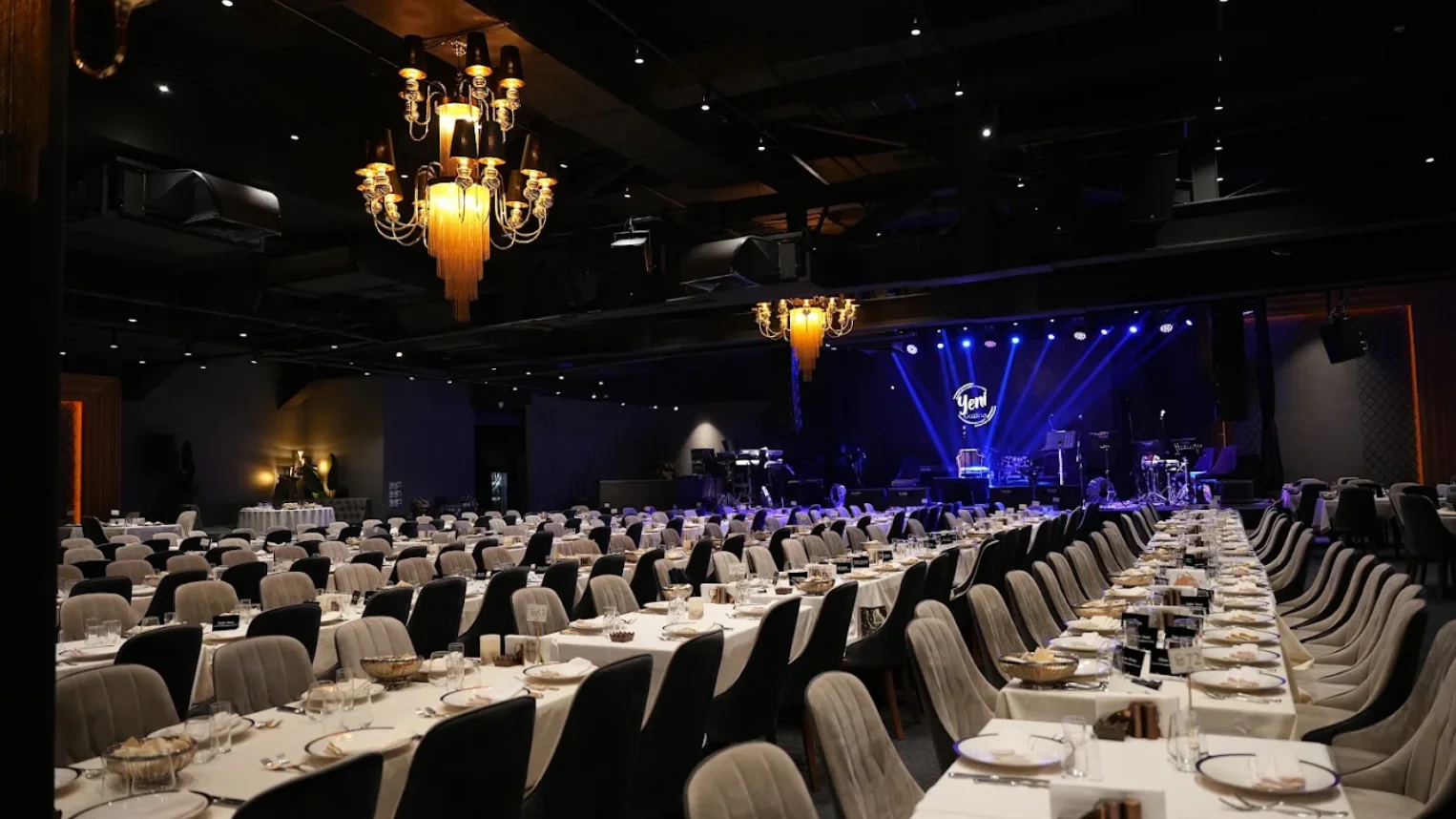 Türkiye’nin ilk alkolsüz gazinosu! Yeni Cabaret'te ekim fırtınası