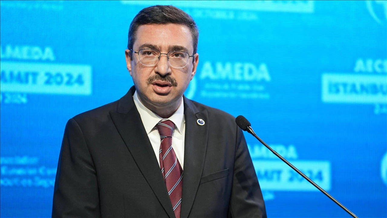 spk-baskani-gonul-yanlisi-olanin-gozunun-yasina-bakmayiz-120208